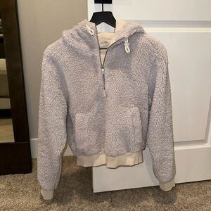 Lululemon Cropped Sherpa Jacket (size 6)